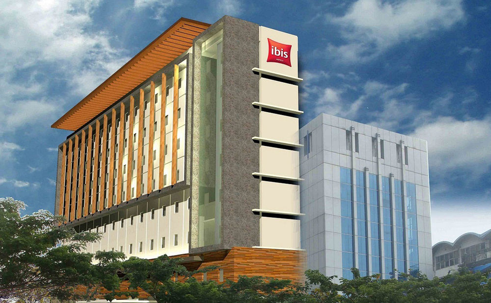 Ibis Jakarta Senen Exterior foto